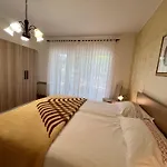 Lägenhet Geraeumige Lory Mit Meerblick By Interhome